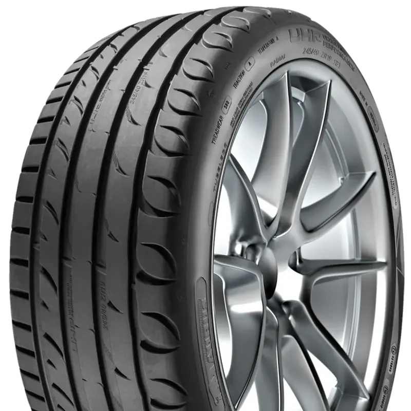 Taurus Ultra High Performance 255/35 R18 94 W XL